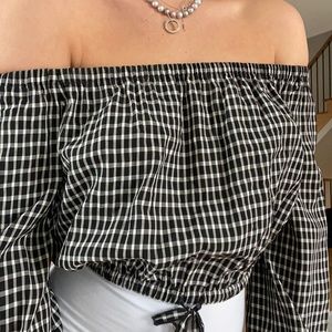 ARIZTIA CHIC OFF SHOULDER !